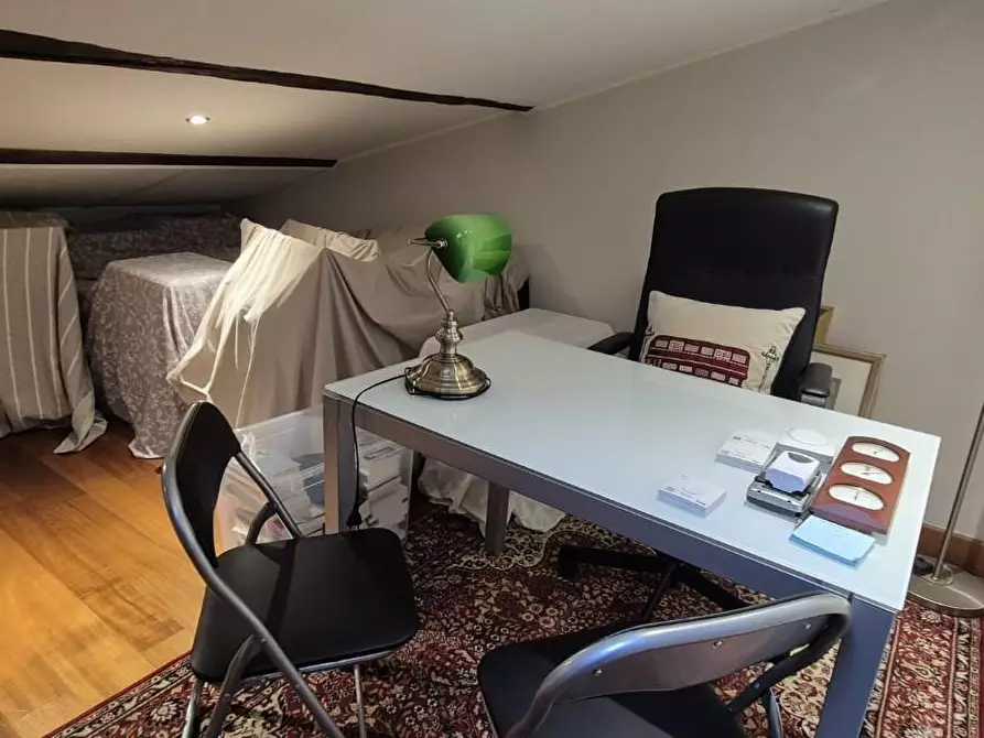 Immagine 12 di Villa in vendita  a Viareggio