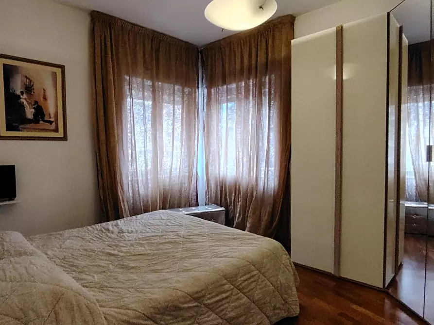 Immagine 8 di Appartamento in vendita  a Carrara