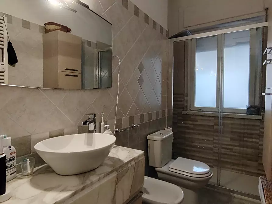 Immagine 6 di Appartamento in vendita  a Carrara