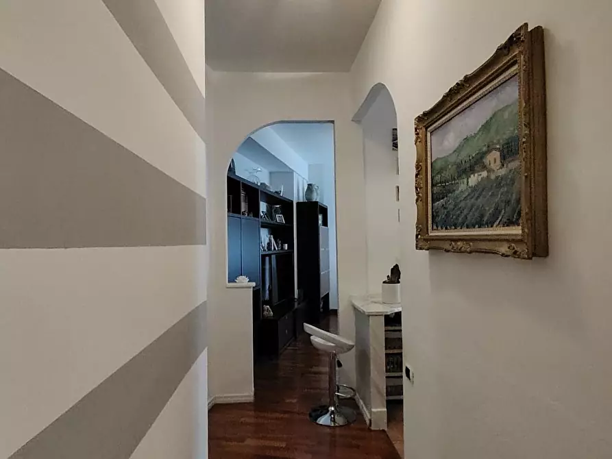 Immagine 7 di Appartamento in vendita  a Carrara