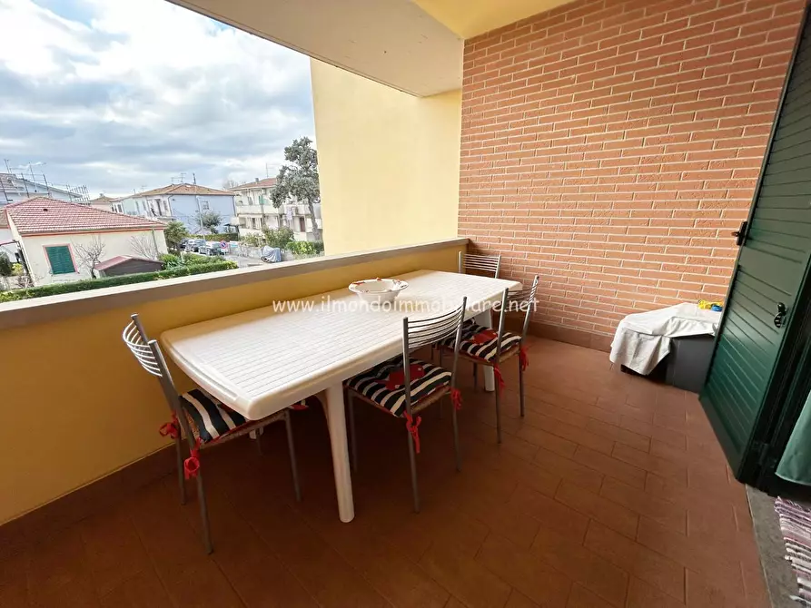 Immagine 2 di Appartamento in vendita  a Rosignano Marittimo