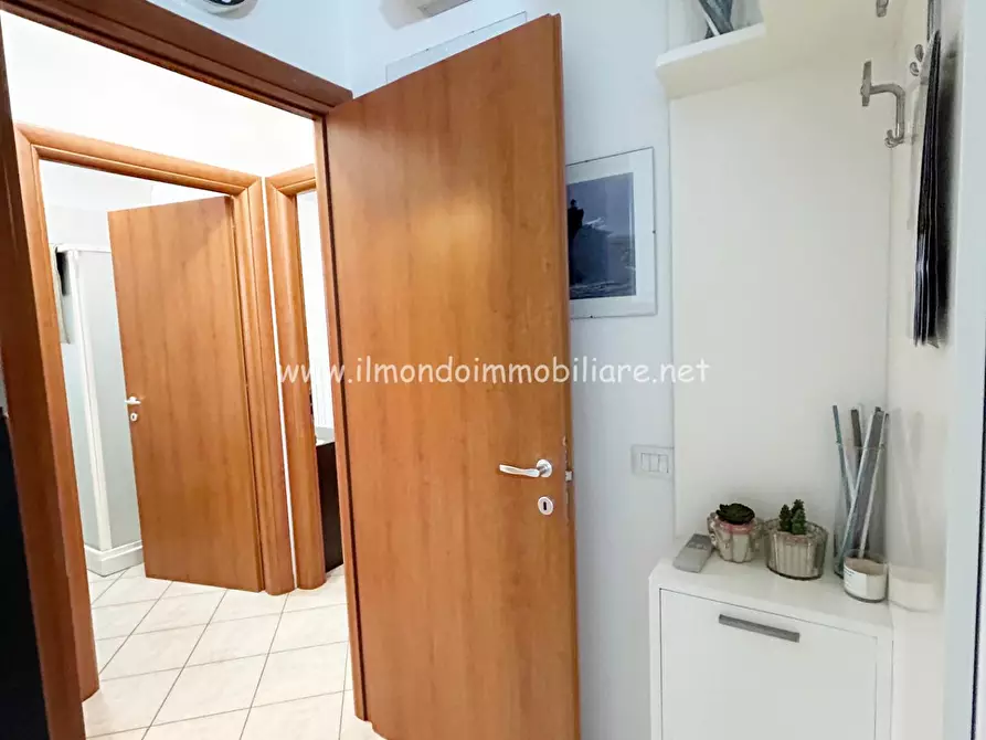 Immagine 11 di Appartamento in vendita  a Rosignano Marittimo