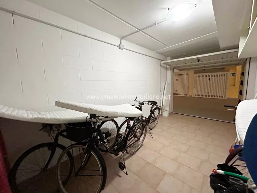 Immagine 26 di Appartamento in vendita  a Rosignano Marittimo