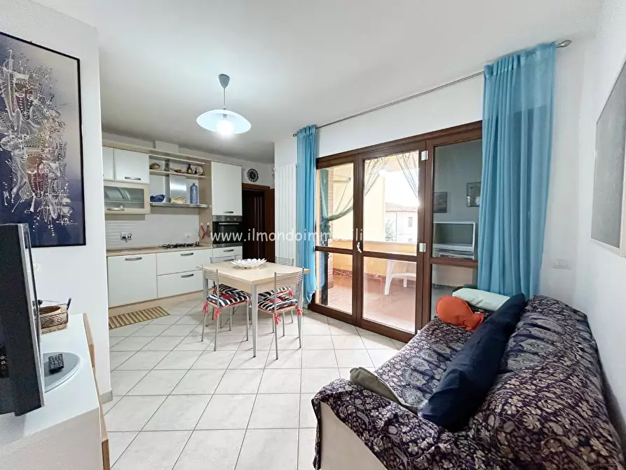 Immagine 6 di Appartamento in vendita  a Rosignano Marittimo