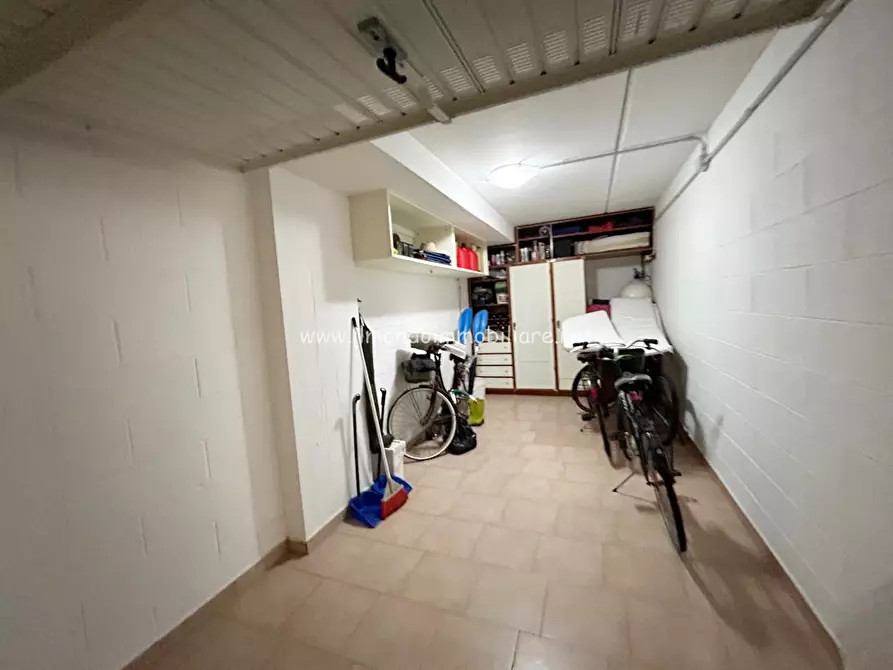 Immagine 25 di Appartamento in vendita  a Rosignano Marittimo