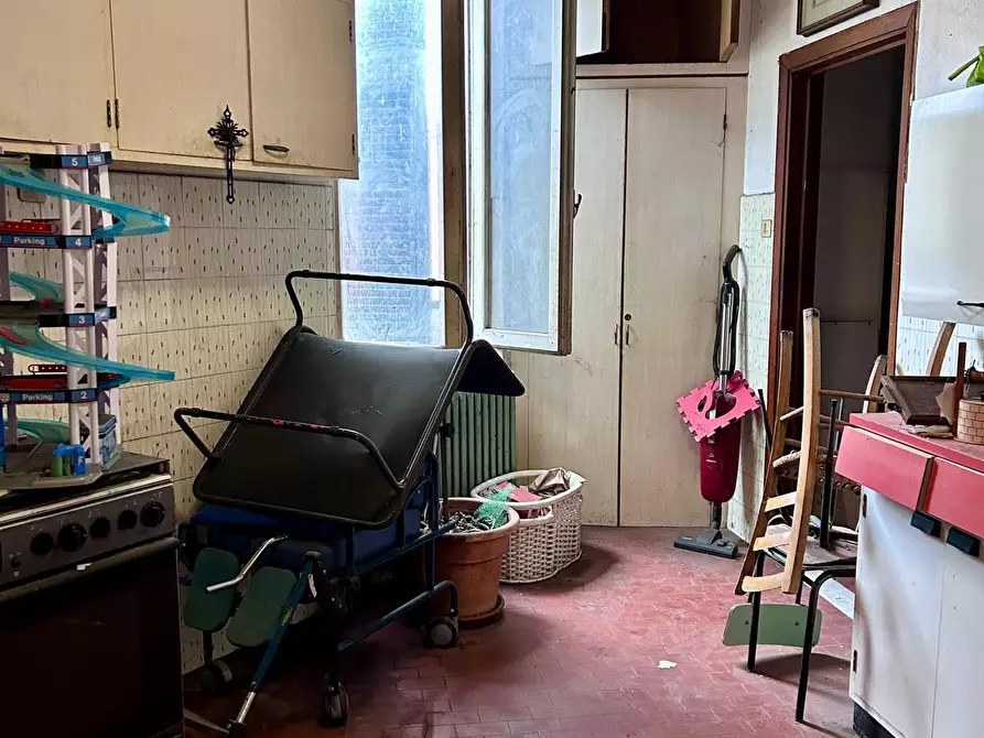 Immagine 2 di Appartamento in vendita  a Aulla