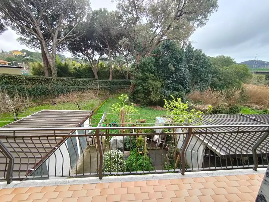 Immagine 13 di Appartamento in vendita  a Sestri Levante