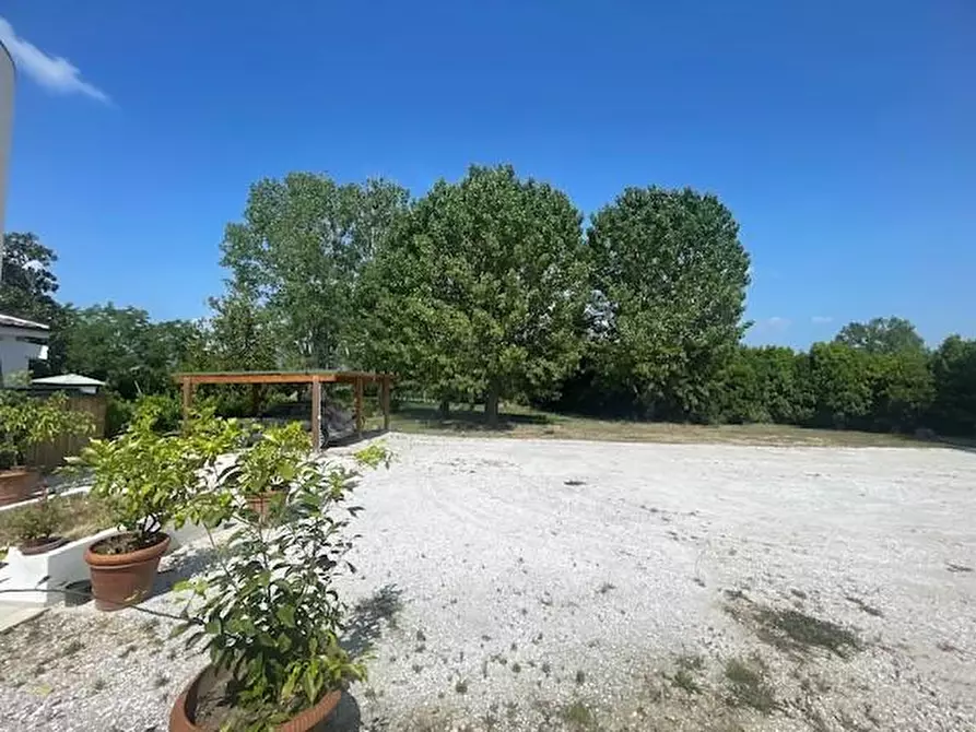 Immagine 70 di Villa in vendita  a San Giuliano Terme