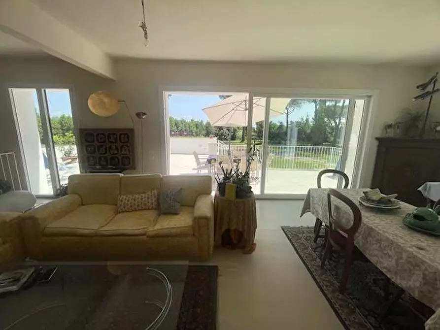 Immagine 36 di Villa in vendita  a San Giuliano Terme