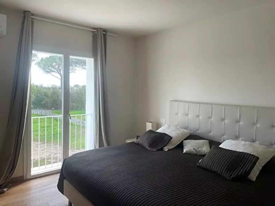 Immagine 11 di Villa in vendita  a San Giuliano Terme