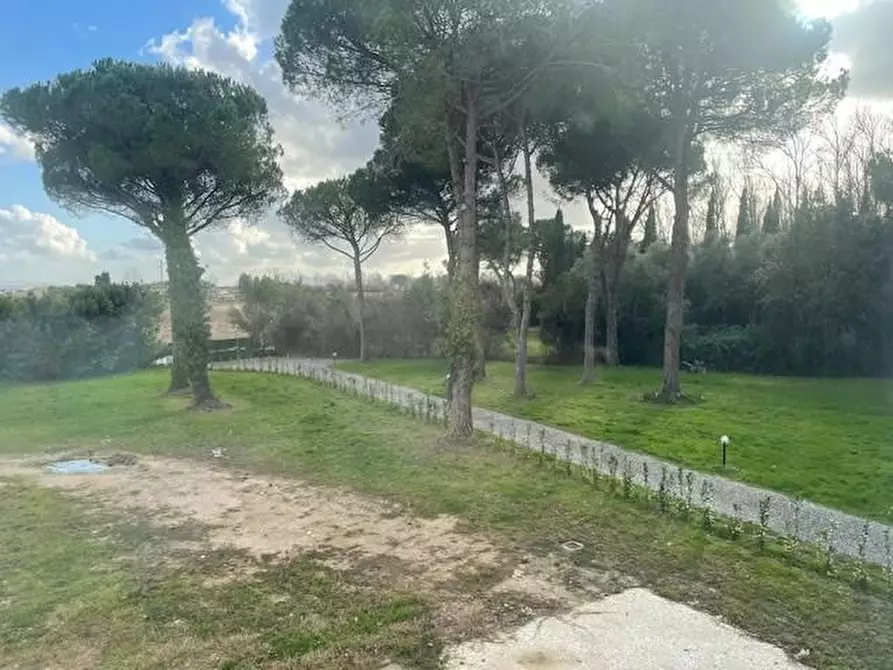 Immagine 14 di Villa in vendita  a San Giuliano Terme