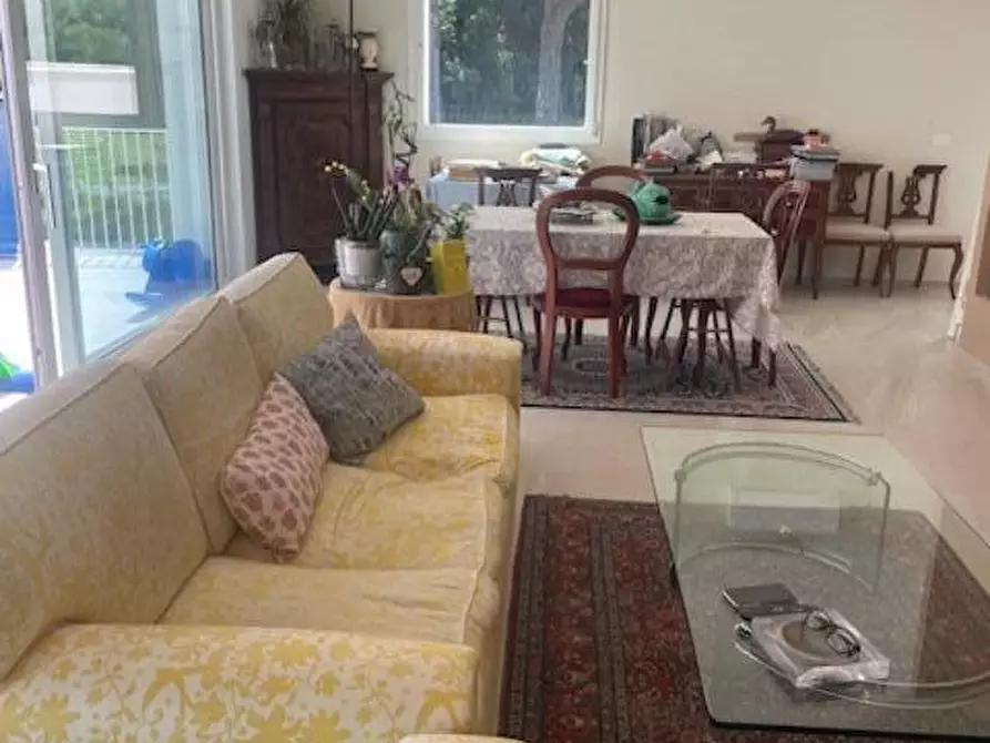 Immagine 29 di Villa in vendita  a San Giuliano Terme