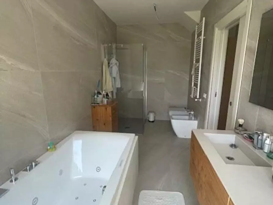 Immagine 66 di Villa in vendita  a San Giuliano Terme