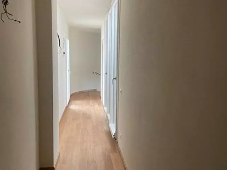 Immagine 15 di Villa in vendita  a San Giuliano Terme