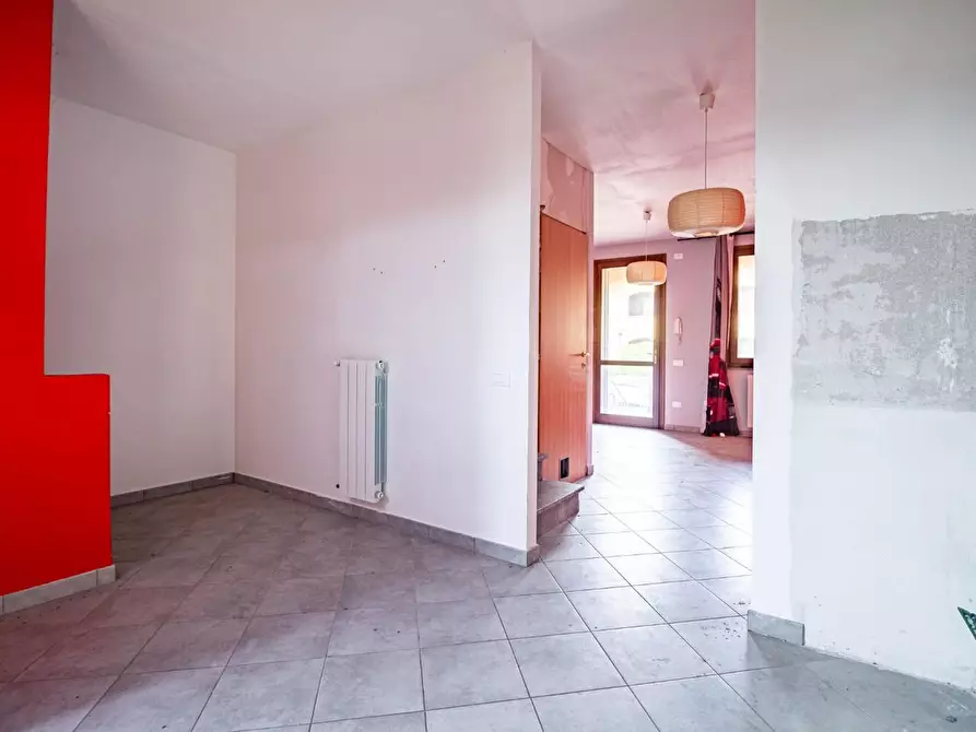 Immagine 5 di Villetta a schiera in vendita  a Castellina Marittima