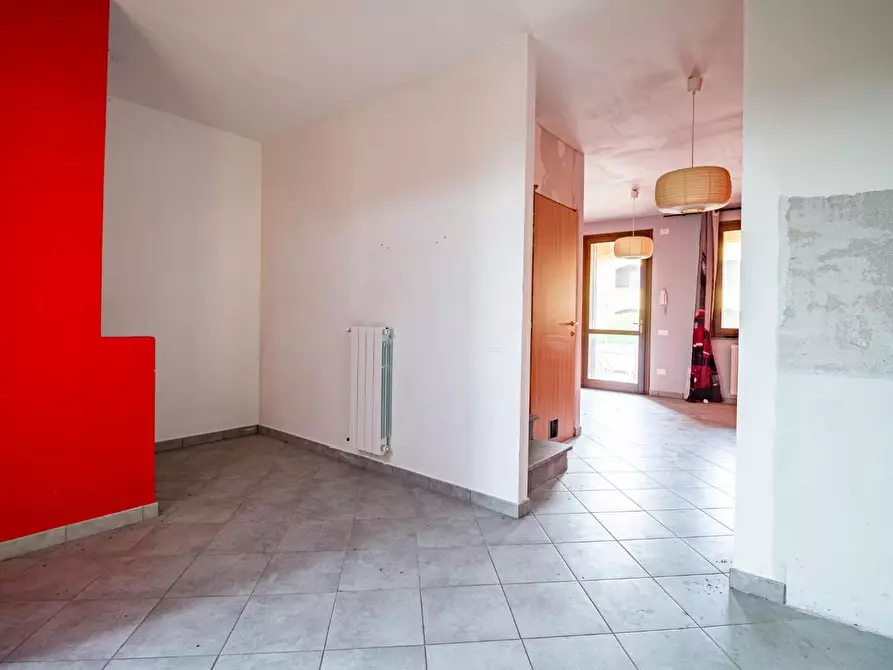 Immagine 3 di Villetta a schiera in vendita  a Castellina Marittima