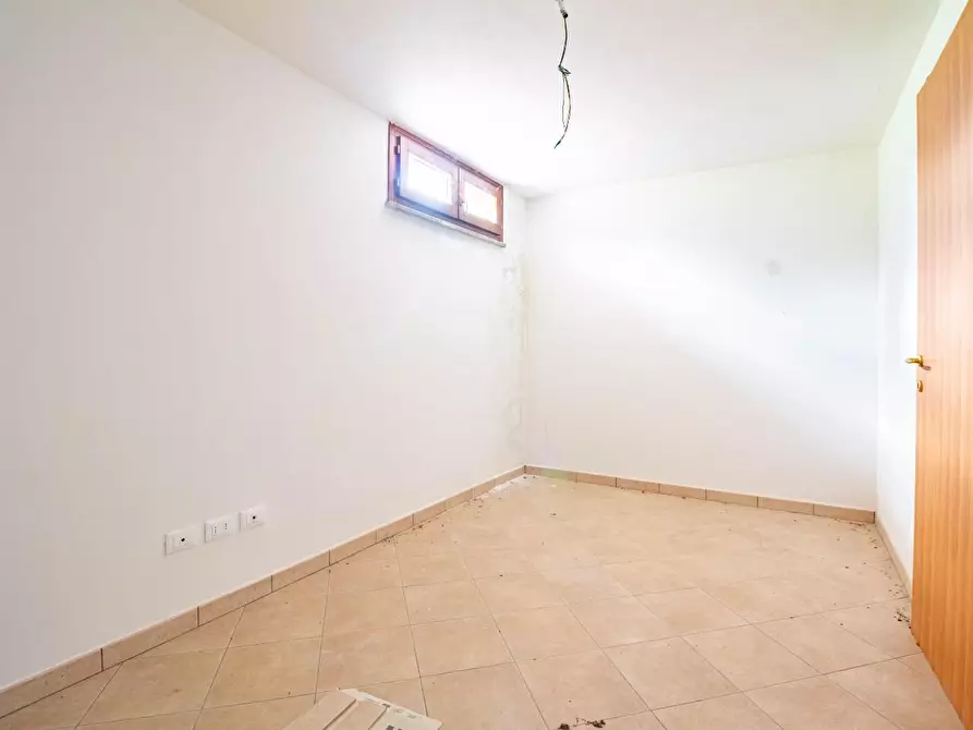 Immagine 16 di Villetta a schiera in vendita  a Castellina Marittima