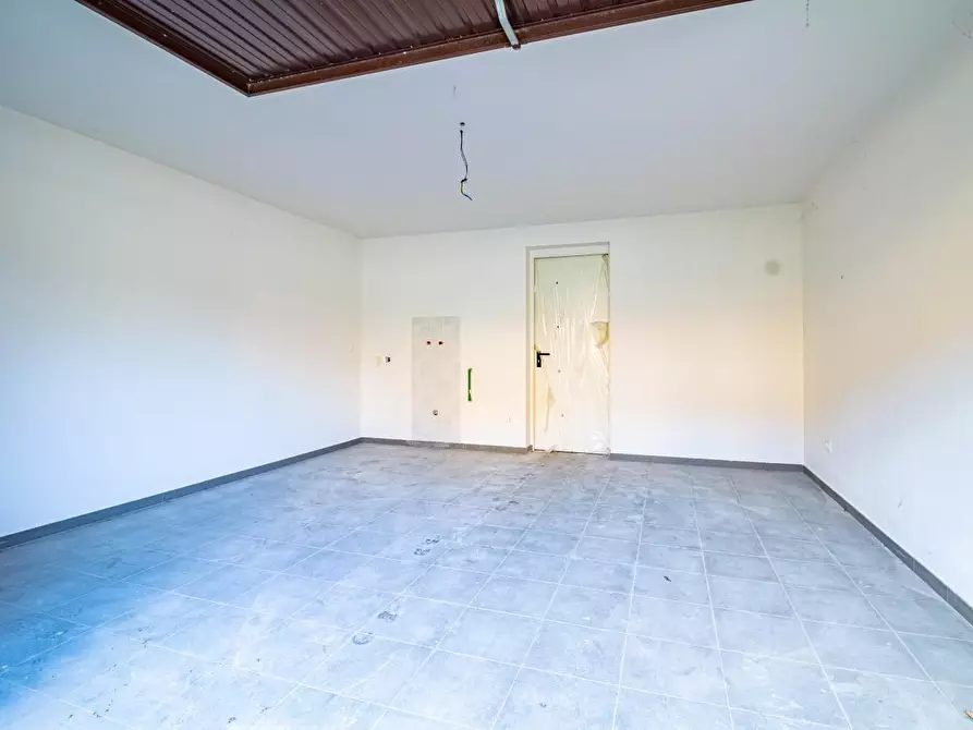 Immagine 15 di Villetta a schiera in vendita  a Castellina Marittima