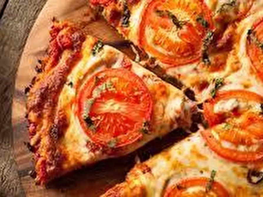 Immagine 8 di Bar / Ristorante in vendita  a Lucca