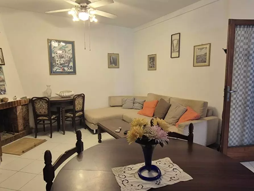 Immagine 1 di Terratetto in vendita  a Viareggio