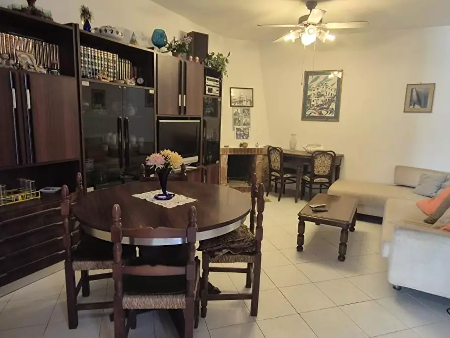 Immagine 14 di Terratetto in vendita  a Viareggio