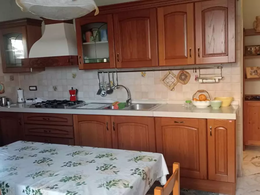 Immagine 4 di Casa bifamiliare in vendita  a Ortonovo