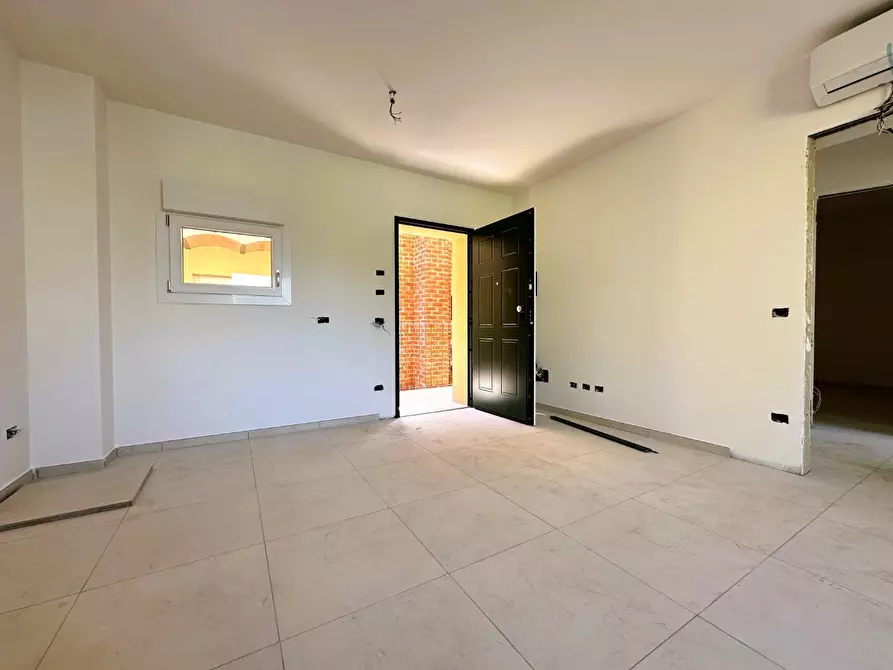 Immagine 6 di Appartamento in vendita  a Rosignano Marittimo