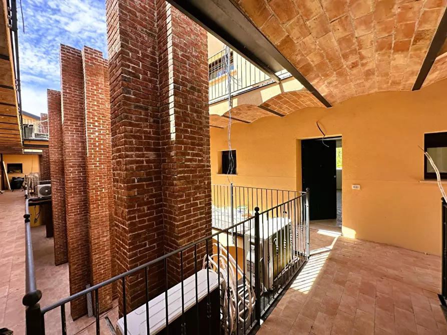 Immagine 2 di Appartamento in vendita  a Rosignano Marittimo