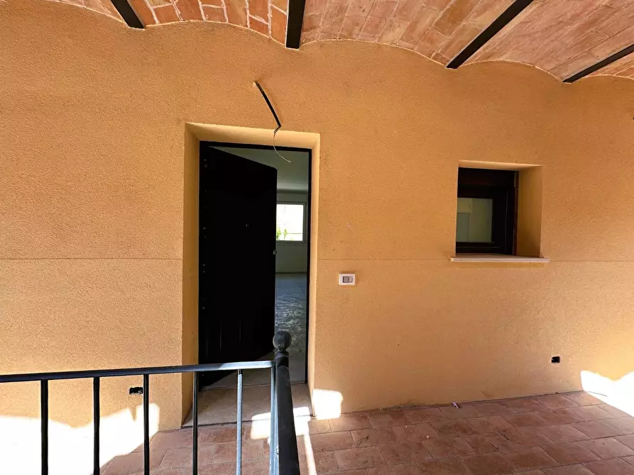 Immagine 5 di Appartamento in vendita  a Rosignano Marittimo