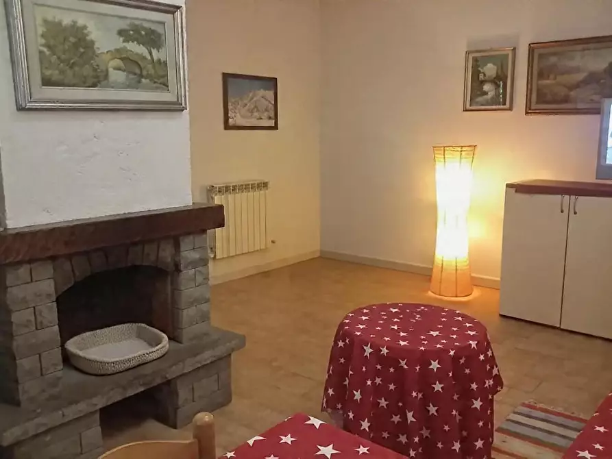 Immagine 3 di Appartamento in vendita  a Pievepelago