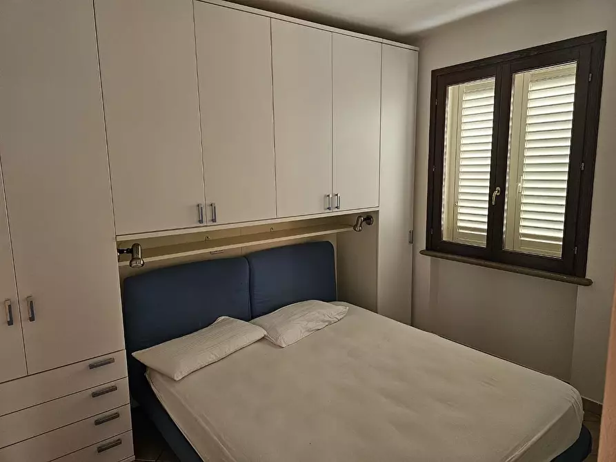 Immagine 10 di Appartamento in vendita  a Rosignano Marittimo