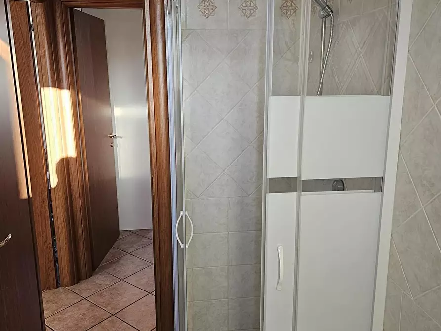 Immagine 11 di Appartamento in vendita  a Rosignano Marittimo