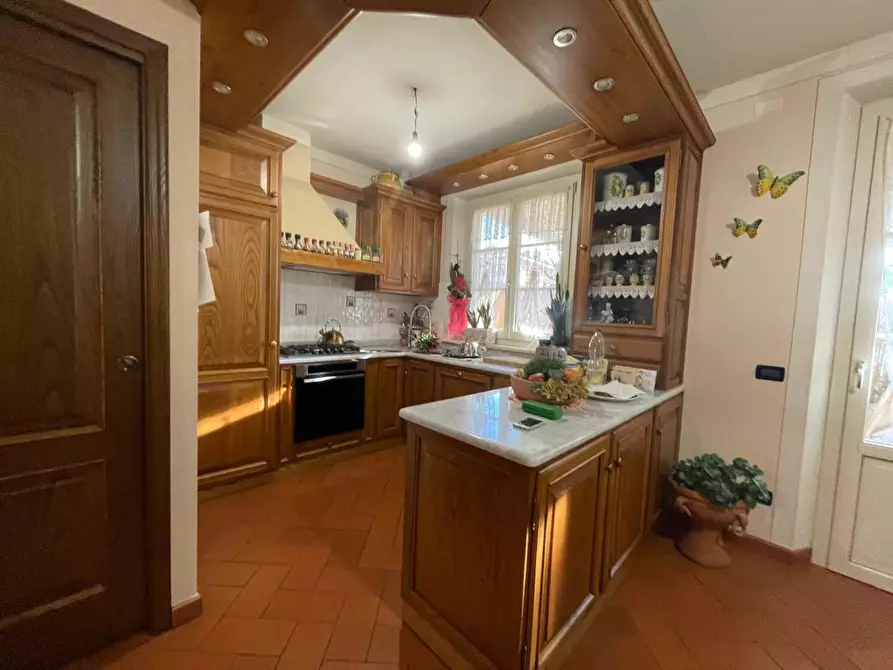 Immagine 2 di Villetta a schiera in vendita  a Porcari