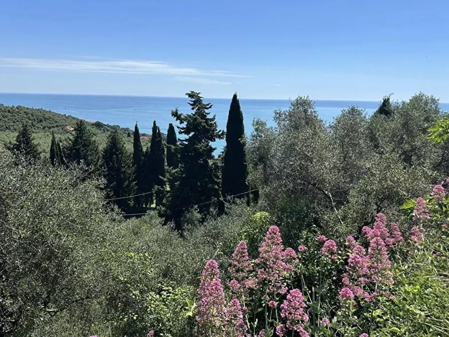 Immagine 29 di Appartamento in vendita  a Lerici