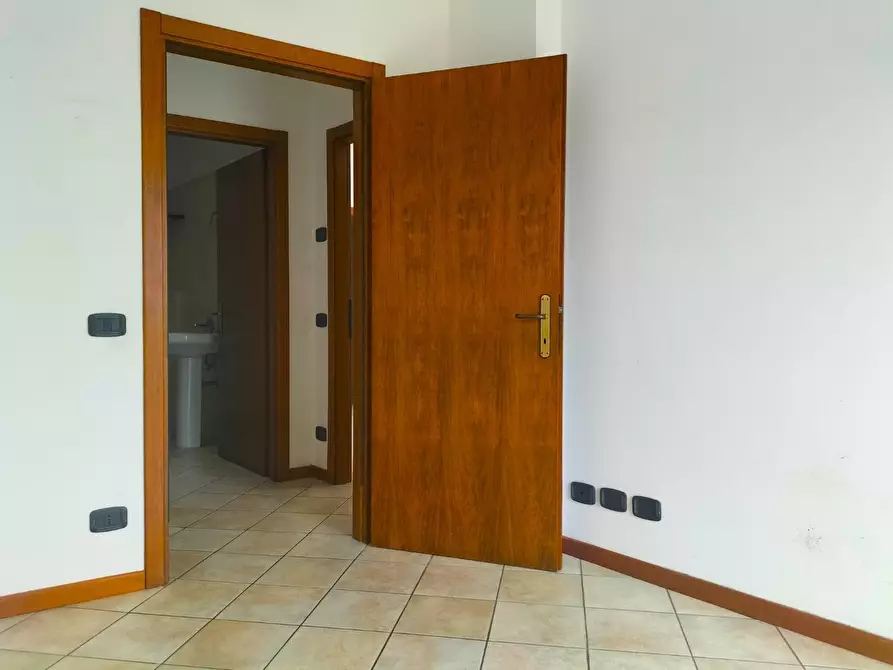 Immagine 30 di Appartamento in vendita  a Gandino