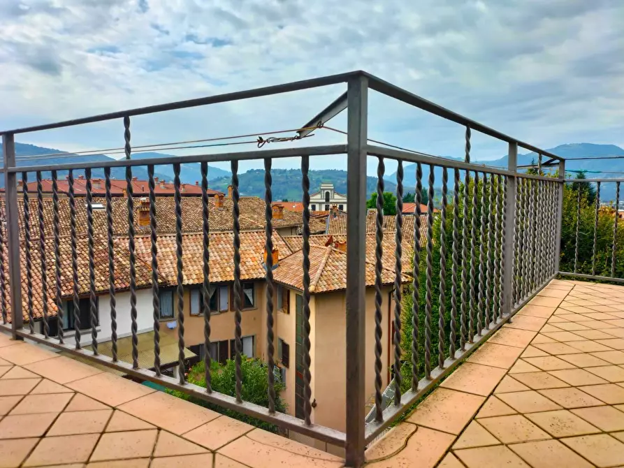 Immagine 23 di Appartamento in vendita  a Gandino