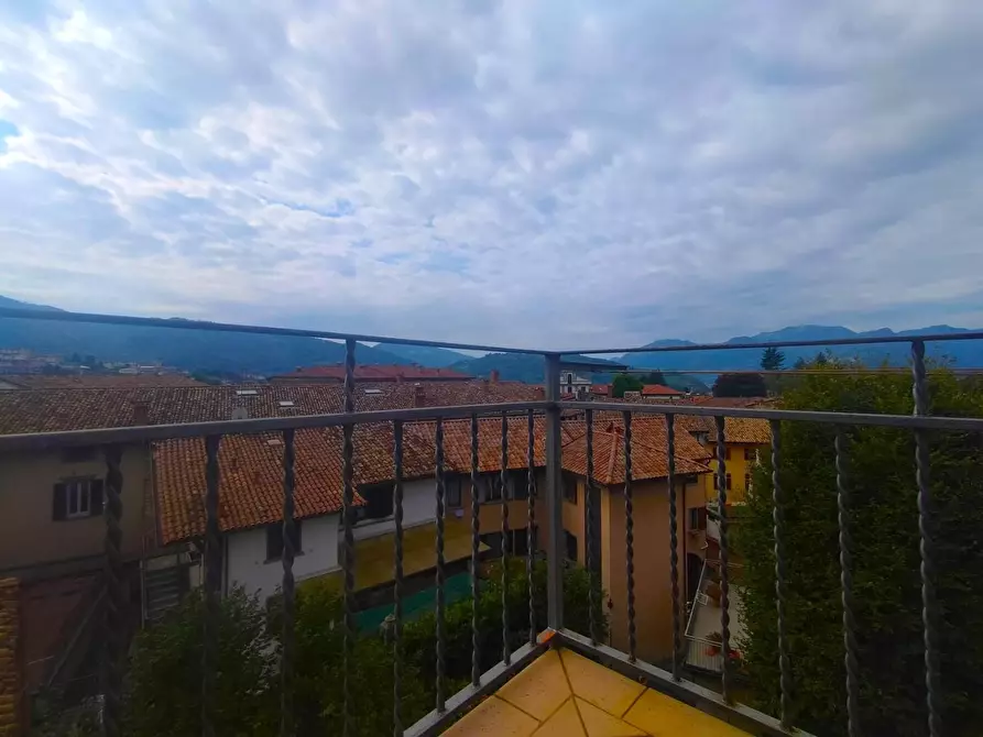 Immagine 26 di Appartamento in vendita  a Gandino