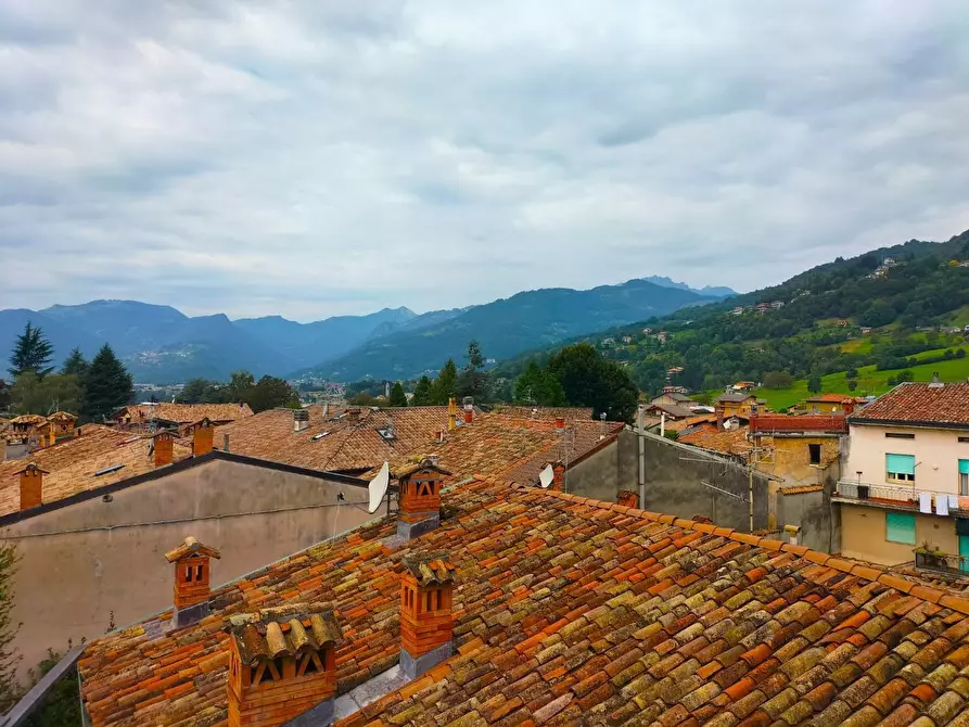 Immagine 8 di Appartamento in vendita  a Gandino