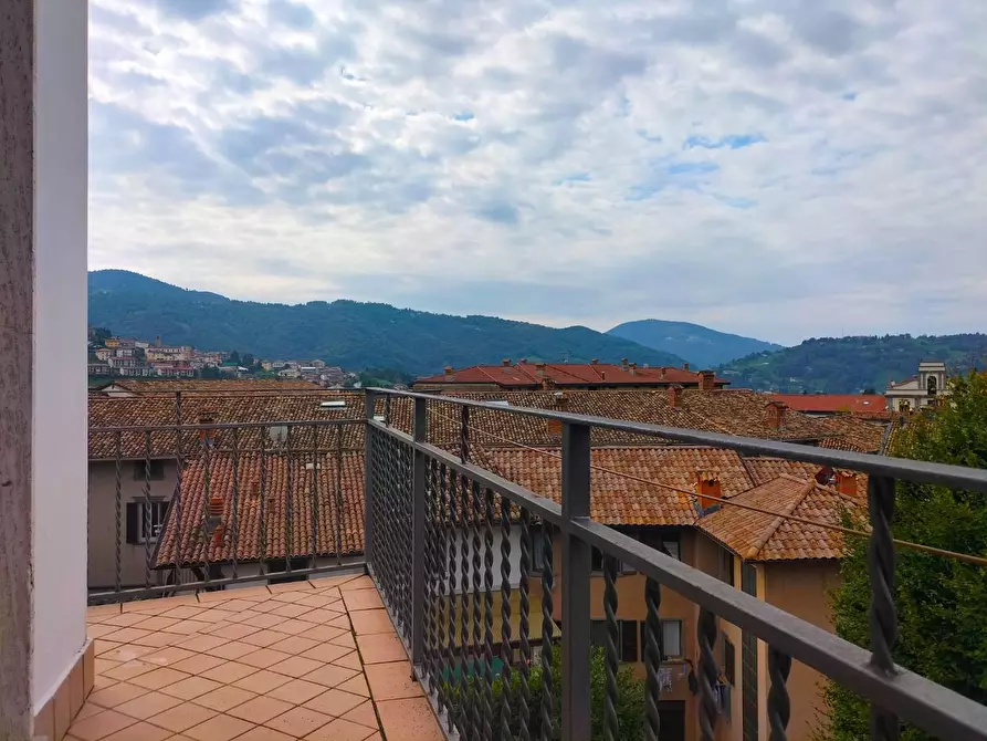 Immagine 21 di Appartamento in vendita  a Gandino