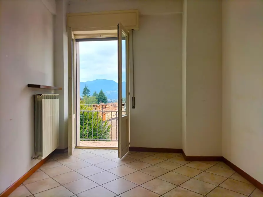 Immagine 15 di Appartamento in vendita  a Gandino