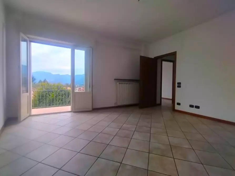 Immagine 27 di Appartamento in vendita  a Gandino