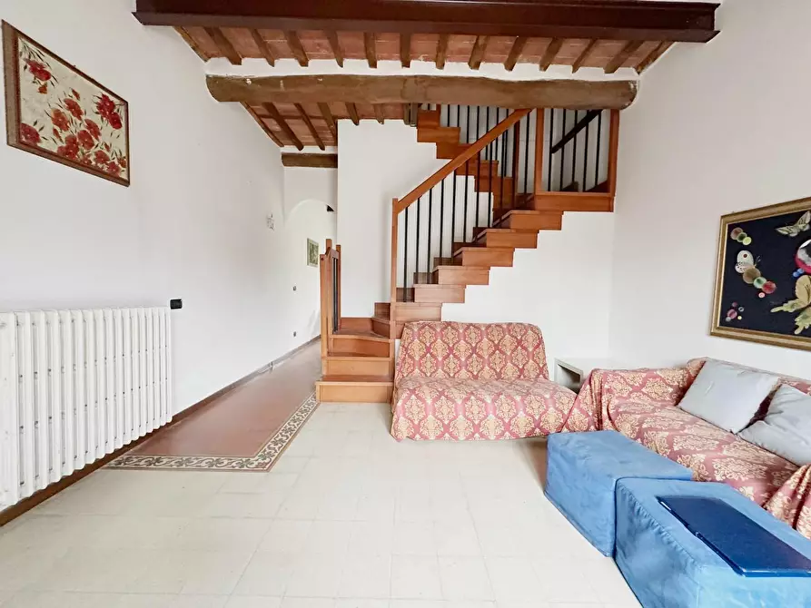Immagine 5 di Terratetto in vendita  a Lucca