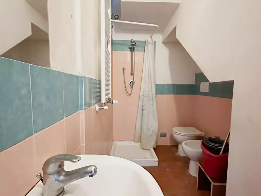 Immagine 11 di Terratetto in vendita  a Lucca