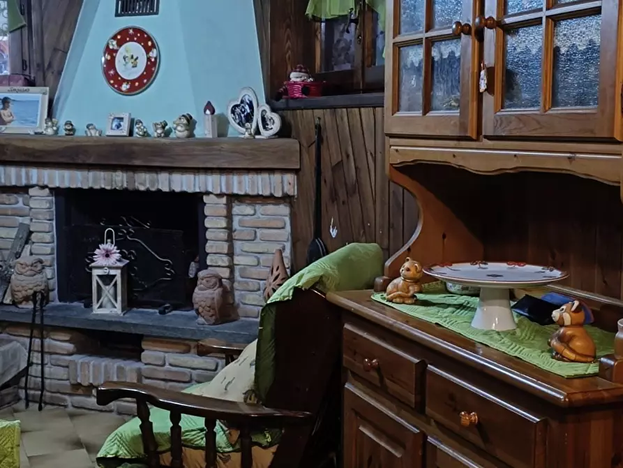 Immagine 23 di Villetta a schiera in vendita  a Carrara