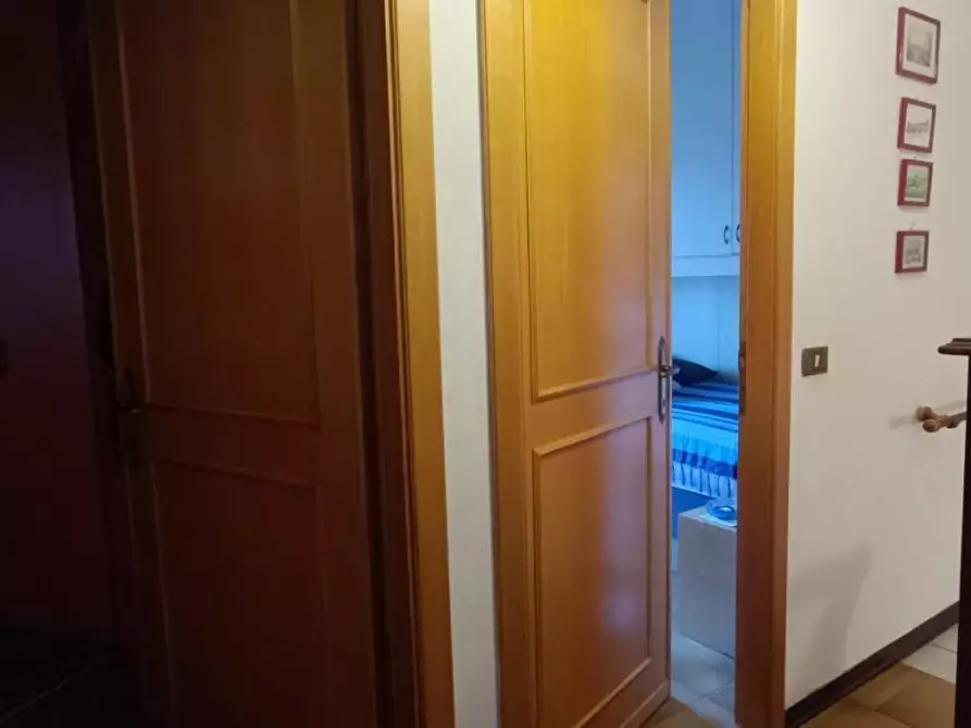 Immagine 21 di Villetta a schiera in vendita  a Carrara