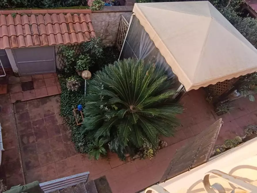 Immagine 31 di Villetta a schiera in vendita  a Carrara