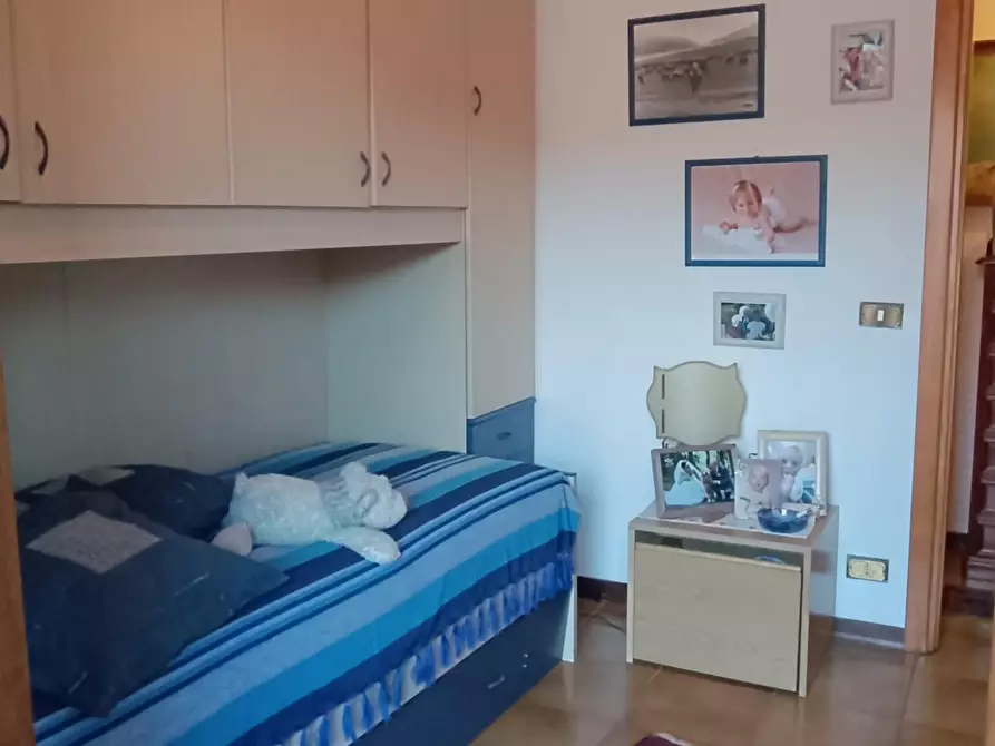 Immagine 8 di Villetta a schiera in vendita  a Carrara