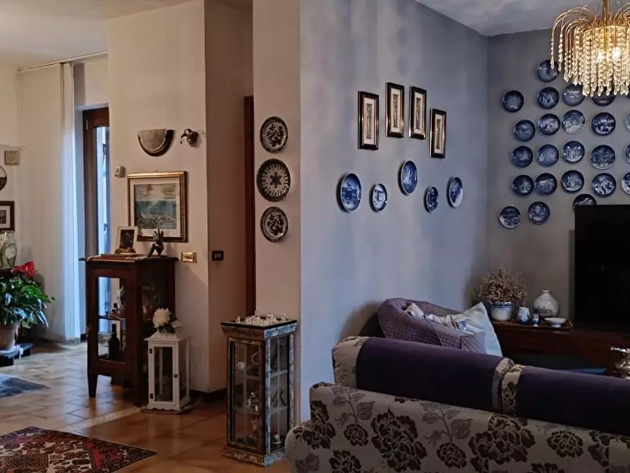 Immagine 4 di Villetta a schiera in vendita  a Carrara