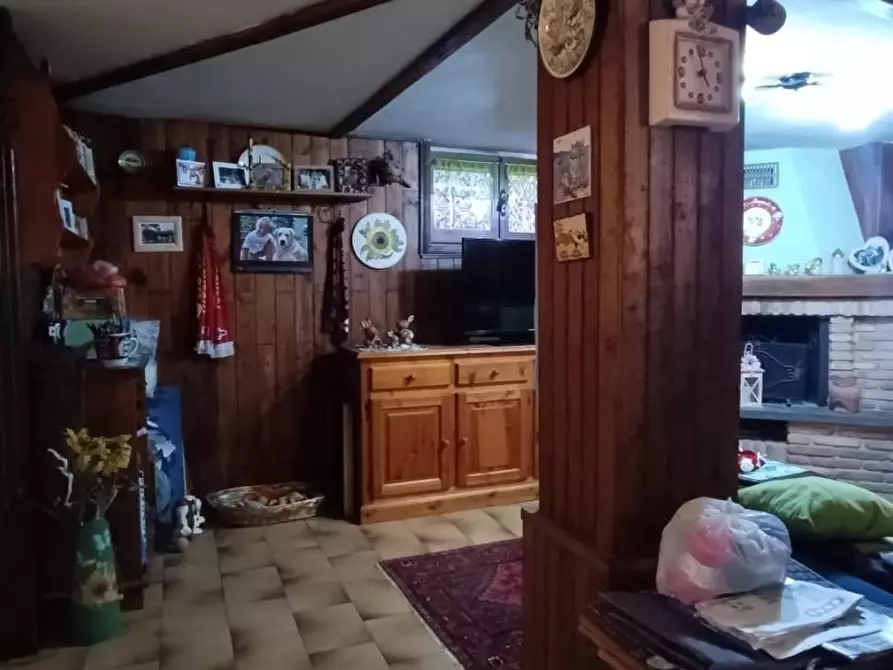 Immagine 24 di Villetta a schiera in vendita  a Carrara