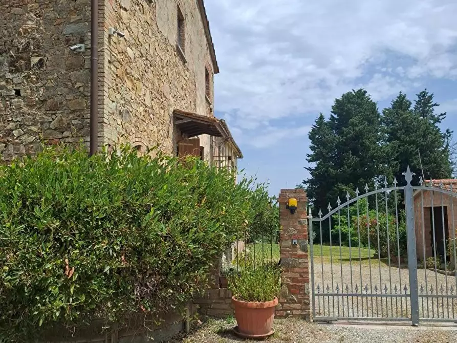 Immagine 23 di Porzione di casa in vendita  a Gambassi Terme